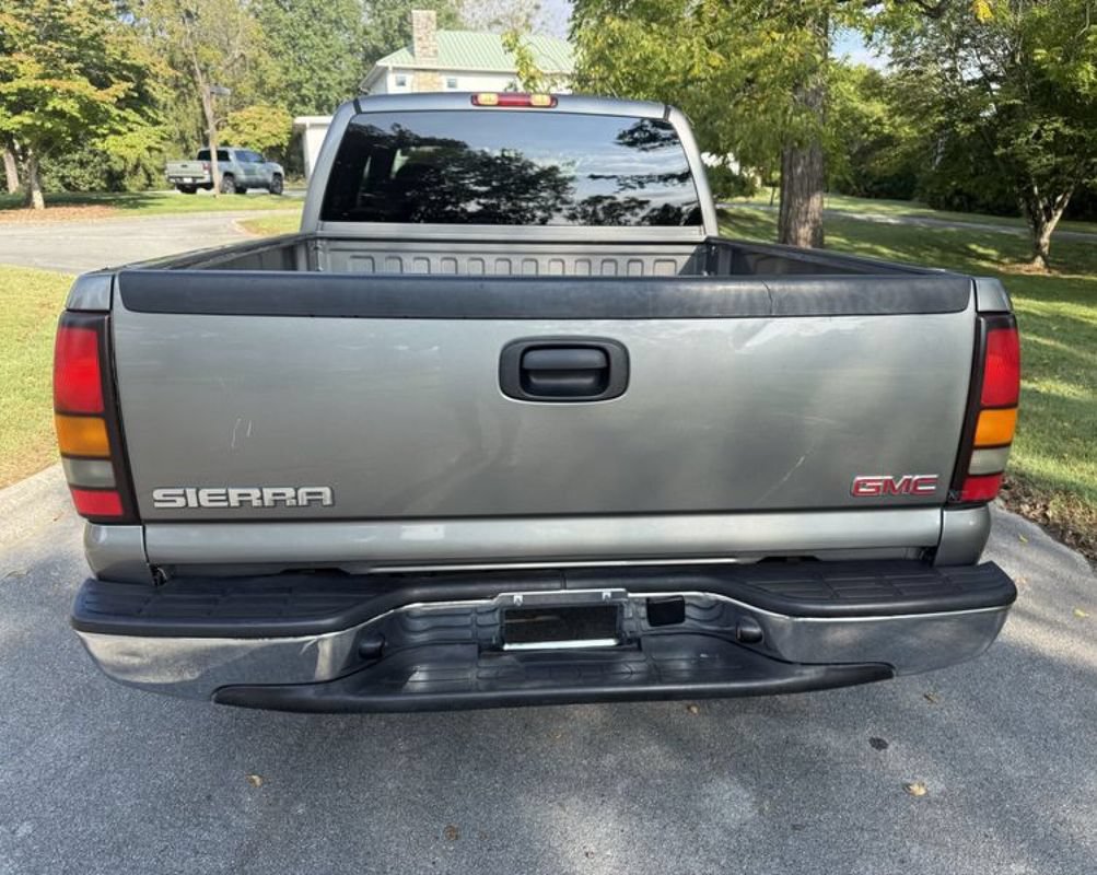 Used 2007 GMC Sierra 1500 SLE w/ Extended Cab Value Package RWD image 8