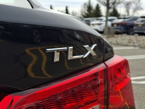 Used 2020 Acura TLX image 30