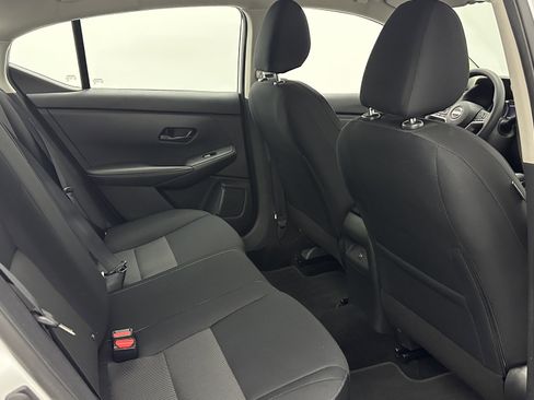 Used 2025 Nissan Sentra SV image 32