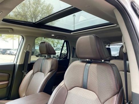 Used 2023 Honda Pilot Elite image 14