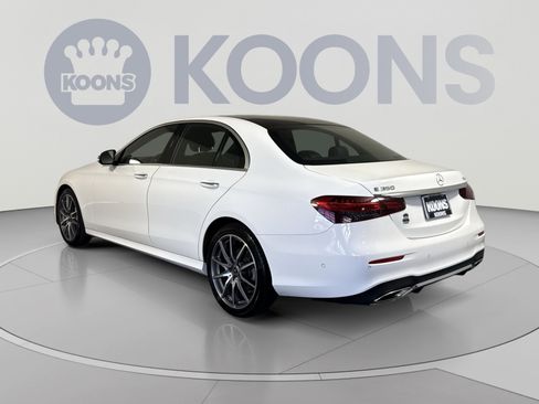 Used 2023 Mercedes-Benz E 350 4MATIC Sedan image 4
