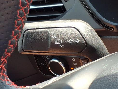 Used 2023 Ford Escape ST-Line w/ Tech Pack #1 AWD/4WD image 25