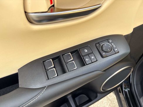Used 2018 Lexus NX 300 FWD w/ Comfort Package image 16