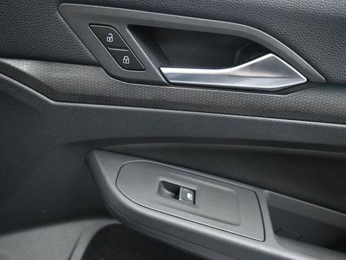 Used 2024 Volkswagen GTI SE image 17