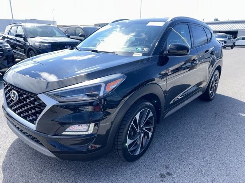 Used 2019 Hyundai Tucson Sport image 1