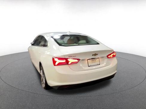 Used 2024 Chevrolet Malibu LT image 11