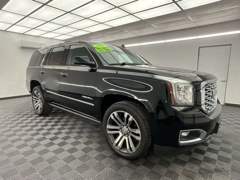 Used 2019 GMC Yukon Denali w/ Denali Ultimate Package image 3