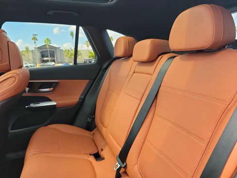 New 2026 Mercedes-Benz GLC 300 image 10