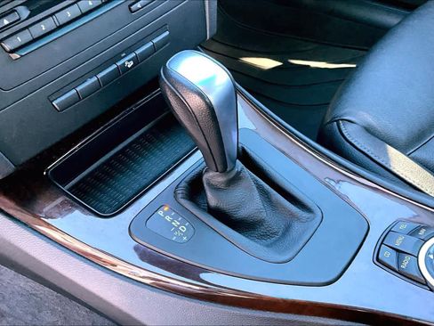 Used 2011 BMW 328i xDrive Sedan image 15