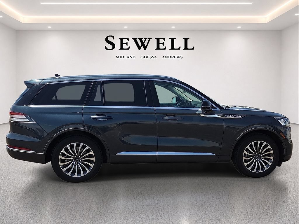 Used 2023 Lincoln Aviator Reserve w/ Equipment Group 201A AWD/4WD image 5