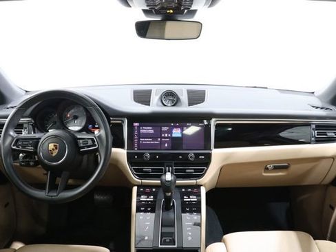Used 2023 Porsche Macan S w/ Premium Package Plus AWD/4WD image 11