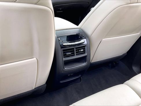 Used 2021 Cadillac XT5 Sportv image 37