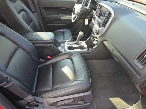 Used 2019 Chevrolet Colorado ZR2 image 28