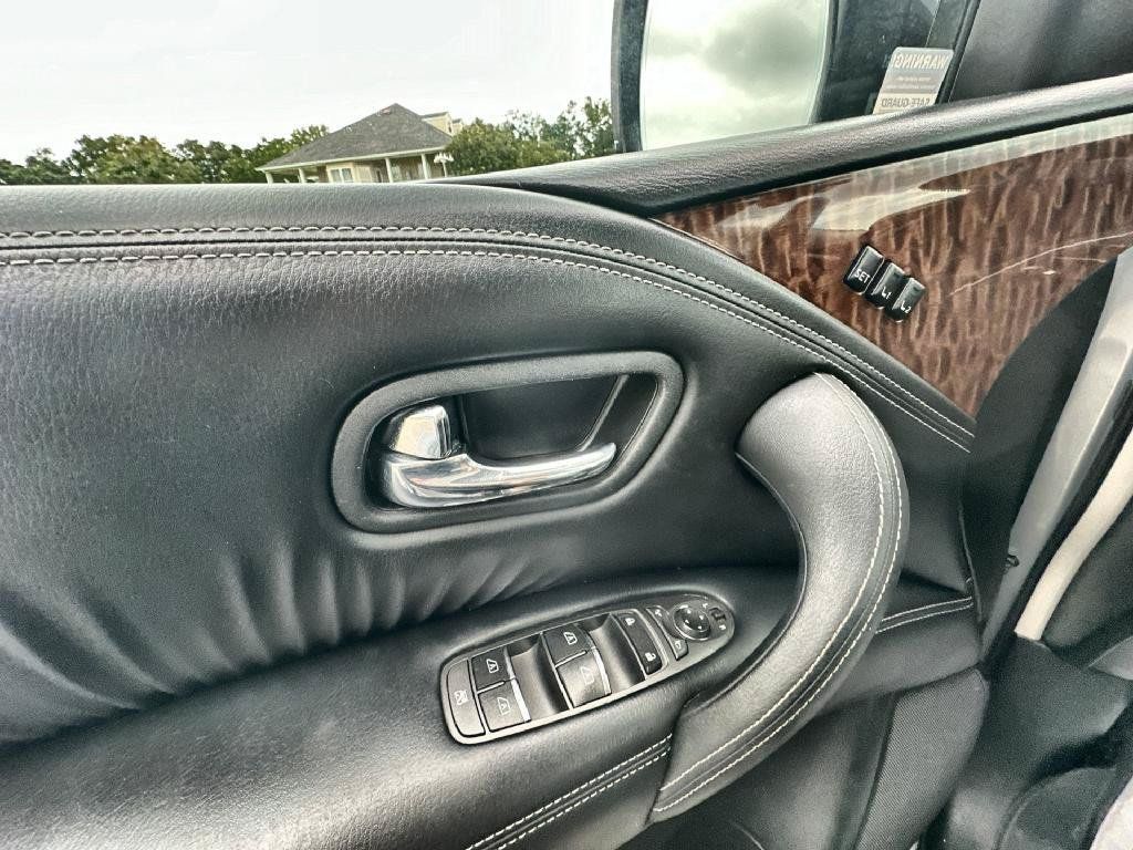 Used 2020 Nissan Armada Platinum w/ Captain's Chairs Package RWD image 20