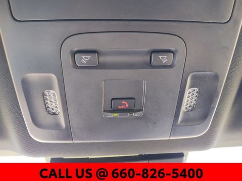 Used 2025 Toyota Camry SE FWD image 40