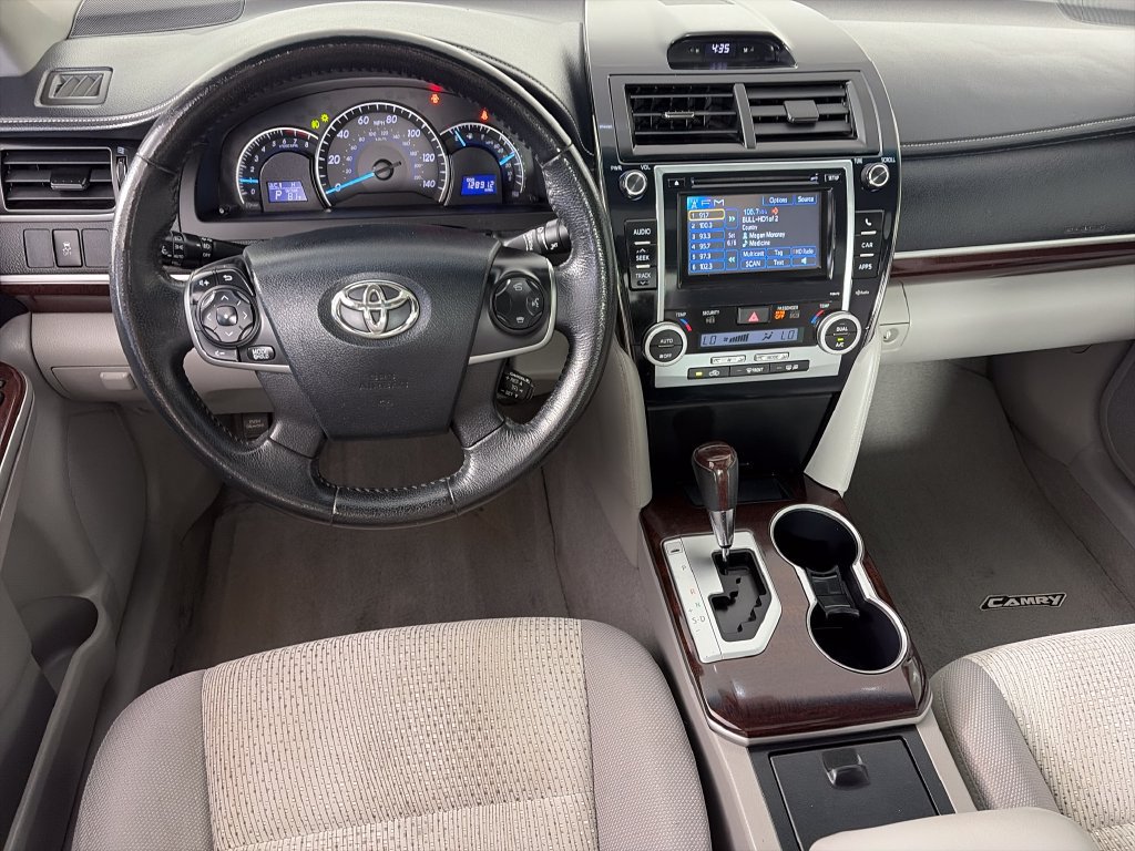 Used 2013 Toyota Camry XLE w/ Convenience Pkg FWD image 14