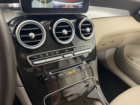 Used 2018 Mercedes-Benz GLC 43 AMG 4MATIC image 32