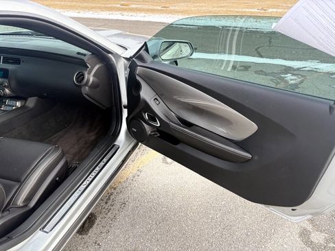 Used 2010 Chevrolet Camaro SS w/ RS Package image 16