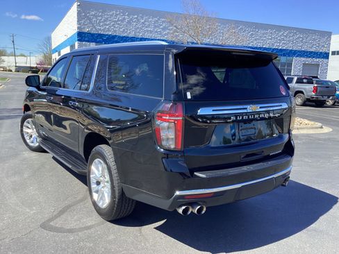 Used 2024 Chevrolet Suburban Premier image 2
