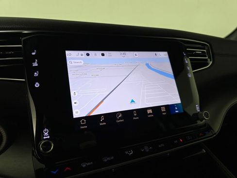 New 2025 Jeep Wagoneer L Series II w/ HD Trailer Tow Package w/25F image 20