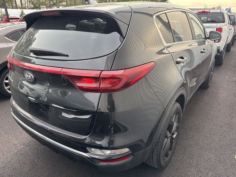 Used 2022 Kia Sportage LX w/ LX AWD Value Edition Package image 3