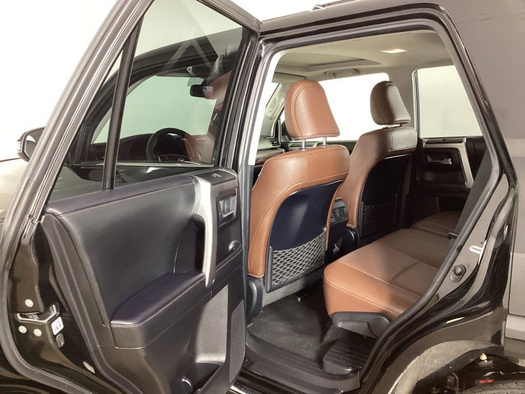Used 2021 Toyota 4Runner Limited AWD/4WD image 25