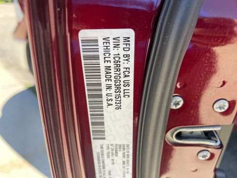 Used 2024 RAM 1500 Classic SLT AWD/4WD image 10