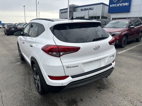 Used 2016 Hyundai Tucson Limited w/ Option Group 03 image 16