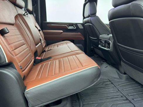 Used 2024 GMC Sierra 2500 Denali Ultimate AWD/4WD image 42