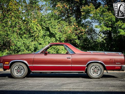 Used 1984 GMC Caballero image 3