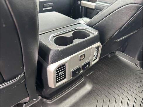 Used 2020 Ford F250 Lariat AWD/4WD image 17