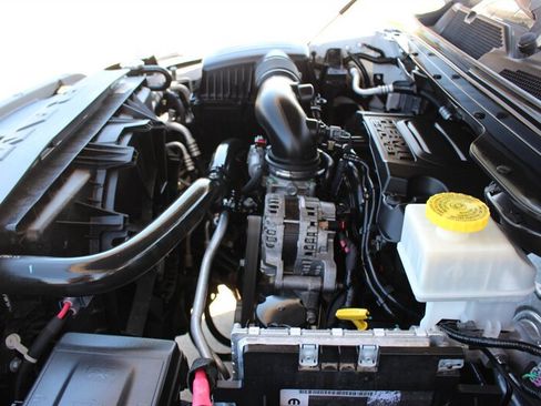 Used 2020 RAM 1500 Big Horn AWD/4WD image 46
