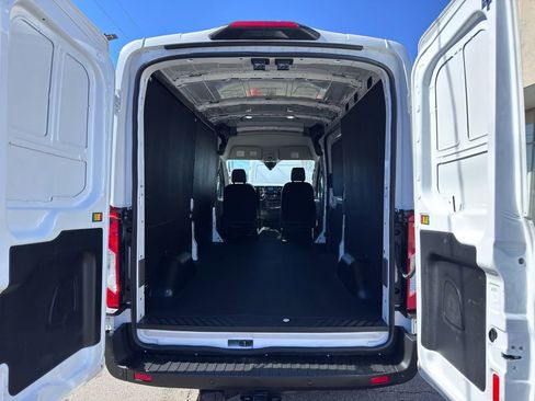 Used 2025 Ford Transit 250 Medium Roof w/ Load Area Protection Package image 33