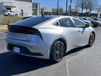 Used 2026 Toyota Prius LE video 3