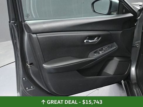 Used 2024 Nissan Sentra SV image 25