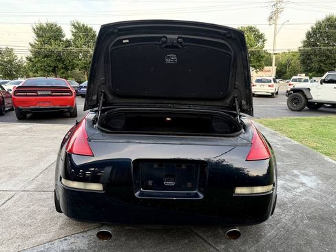 Used 2007 Nissan 350Z Touring RWD image 10