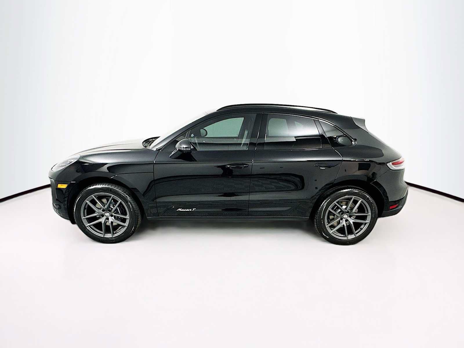 Used 2026 Porsche Macan Turbo AWD/4WD image 2
