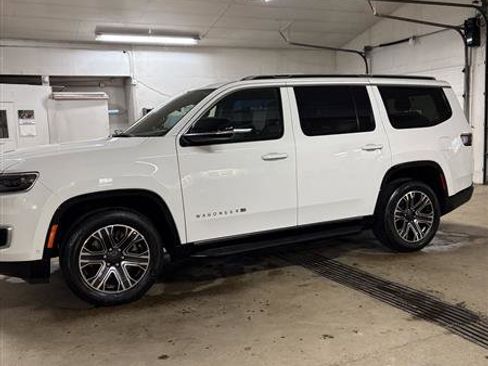 Used 2024 Jeep Wagoneer Series II w/ Flexible Seating Group image 26