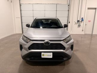 Used 2022 Toyota RAV4 LE video 2
