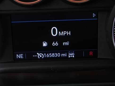 Used 2019 Chevrolet Silverado 1500 LT w/ Convenience Package AWD/4WD image 29