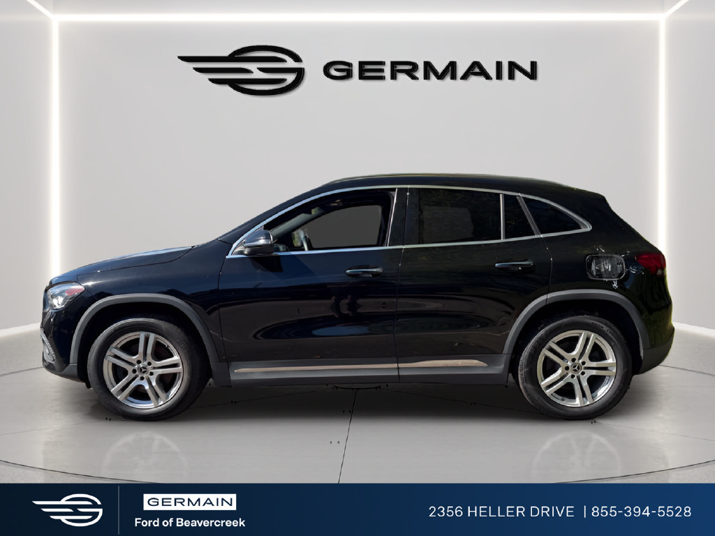Used 2021 Mercedes-Benz GLA 250 4MATIC w/ Premium Package image 5