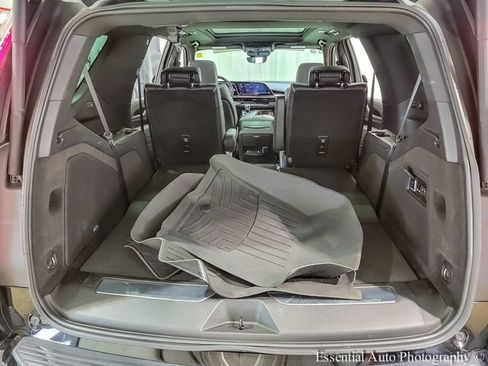 Certified 2023 Cadillac Escalade Premium Luxury w/ LPO, Radiant Package AWD/4WD image 25