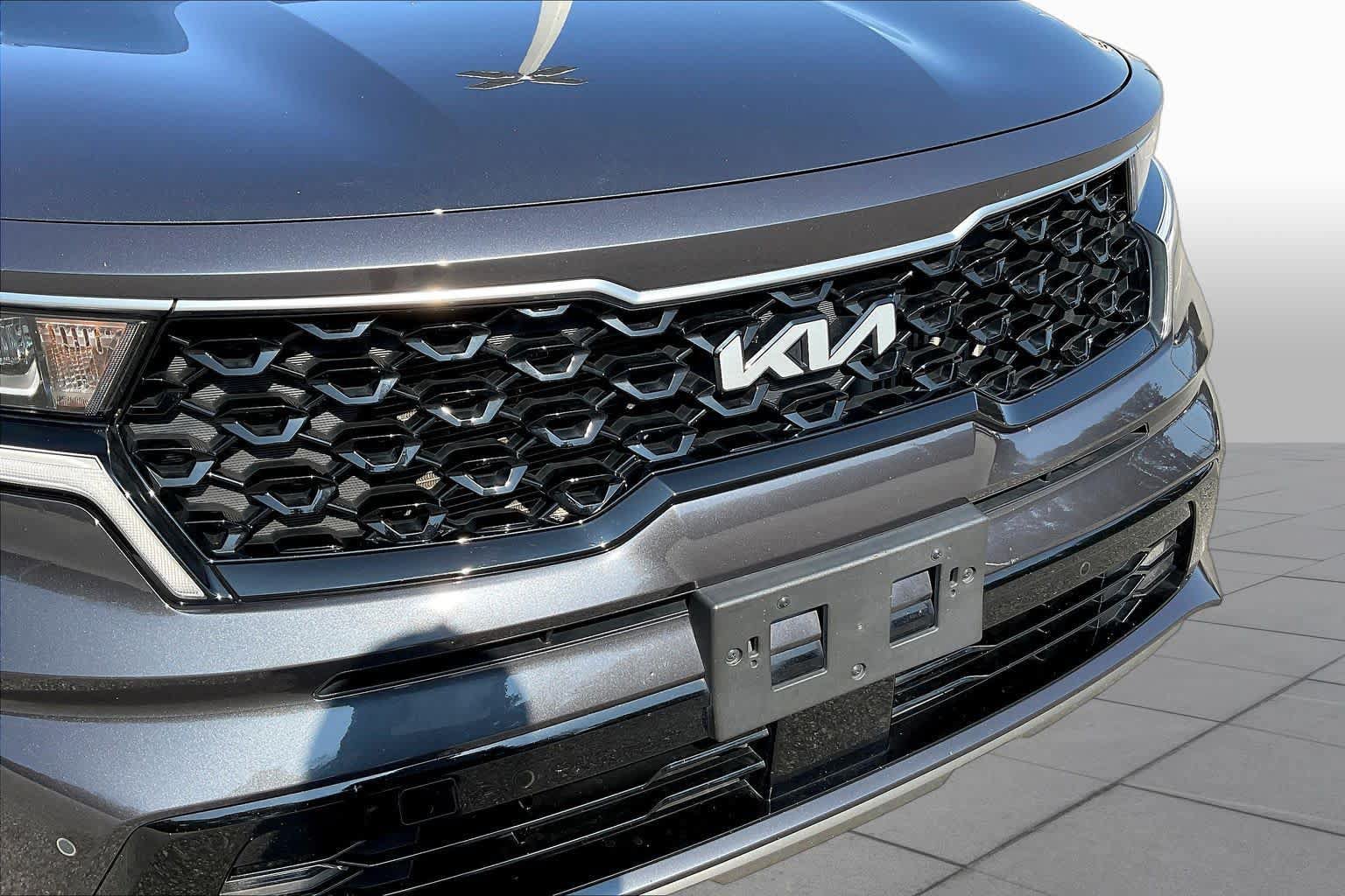 Used 2022 Kia Sorento EX w/ Panoramic Sunroof Package FWD image 30