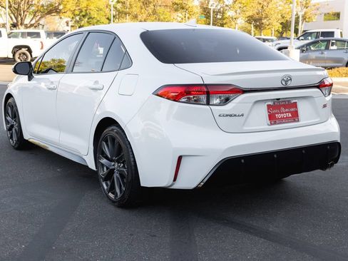 Certified 2024 Toyota Corolla SE w/ SE Premium Package FWD image 7