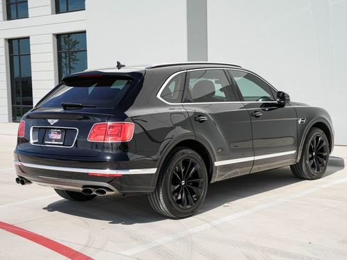 Used 2019 Bentley Bentayga image 7