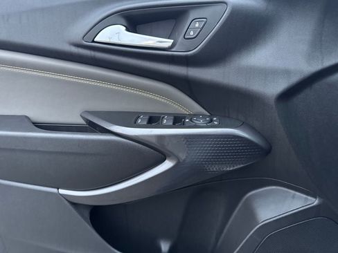 New 2026 Chevrolet Trax ACTIV w/ Driver Confidence Package image 17