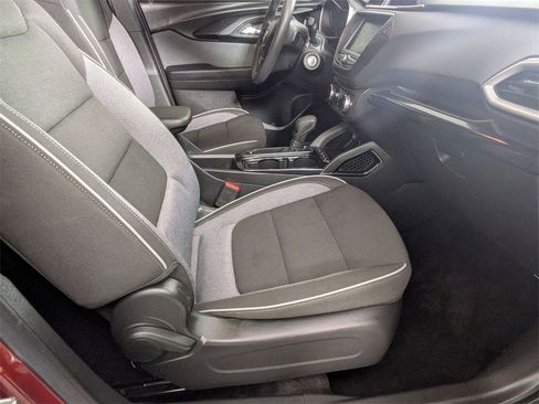 Used 2023 Chevrolet TrailBlazer LS w/ LPO, Blackout Package image 28