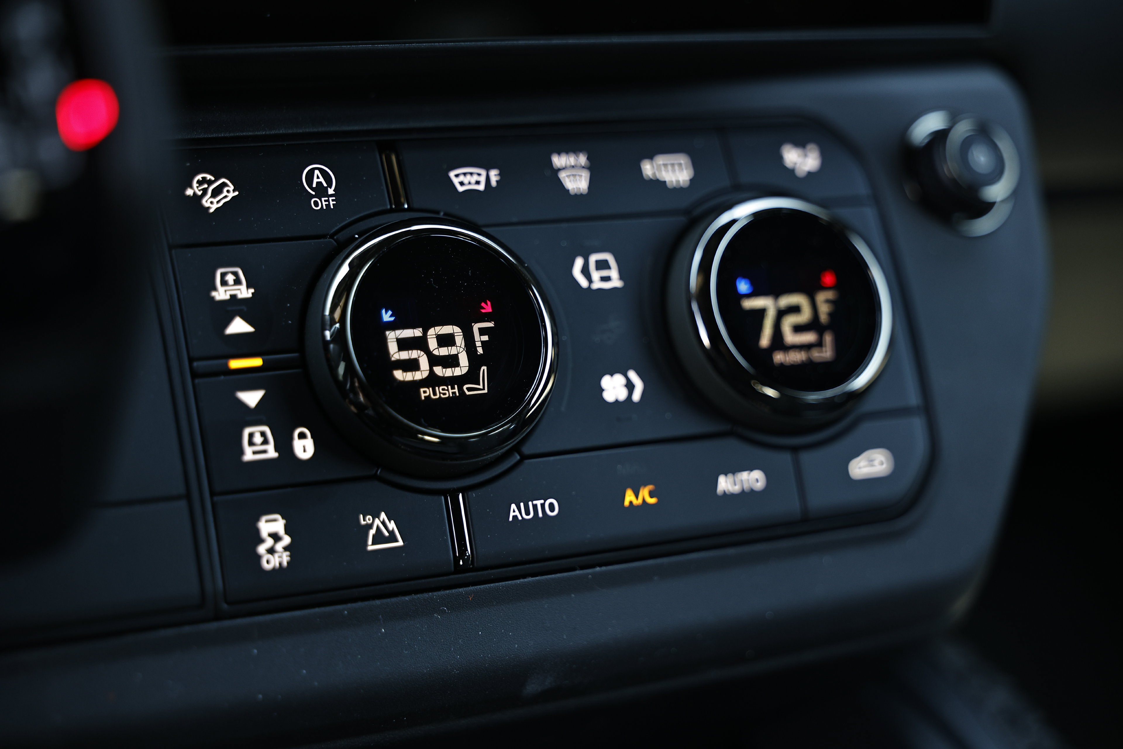 New 2026 Land Rover Defender 110 OCTA AWD/4WD image 53