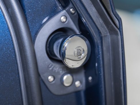 Used 2011 Rolls-Royce Phantom Sedan RWD image 35