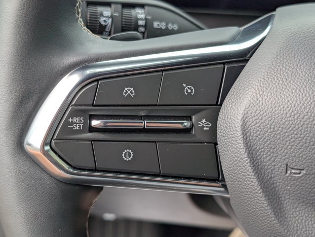 Used 2026 Chevrolet Traverse Z71 w/ LPO, Floor Liner Package AWD/4WD image 21